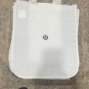Lululemon White Tote Bag , LARGE 3 $20 each, bundle for a deal😊😊